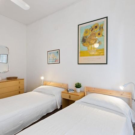 Aci Castello Seaview Apartment With Parking Экстерьер фото