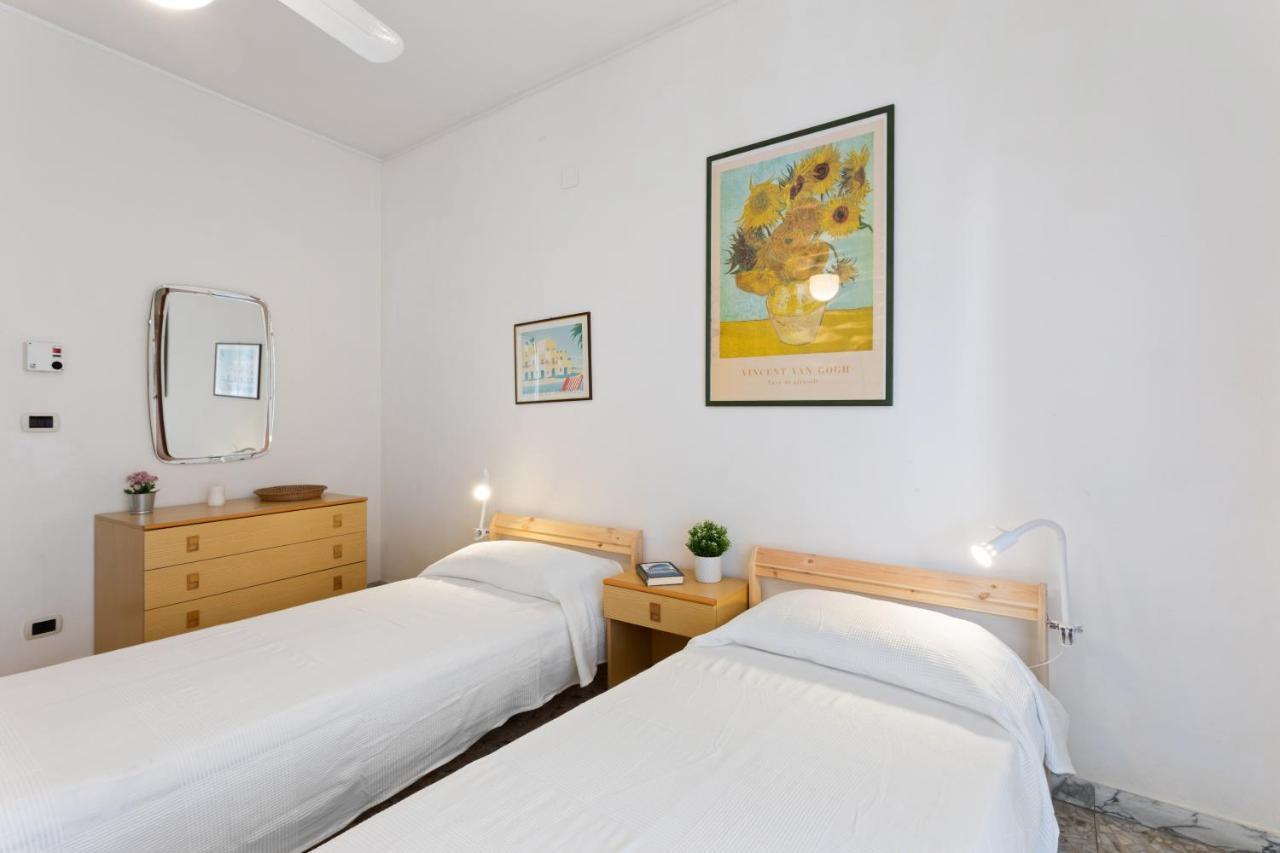 Aci Castello Seaview Apartment With Parking Экстерьер фото