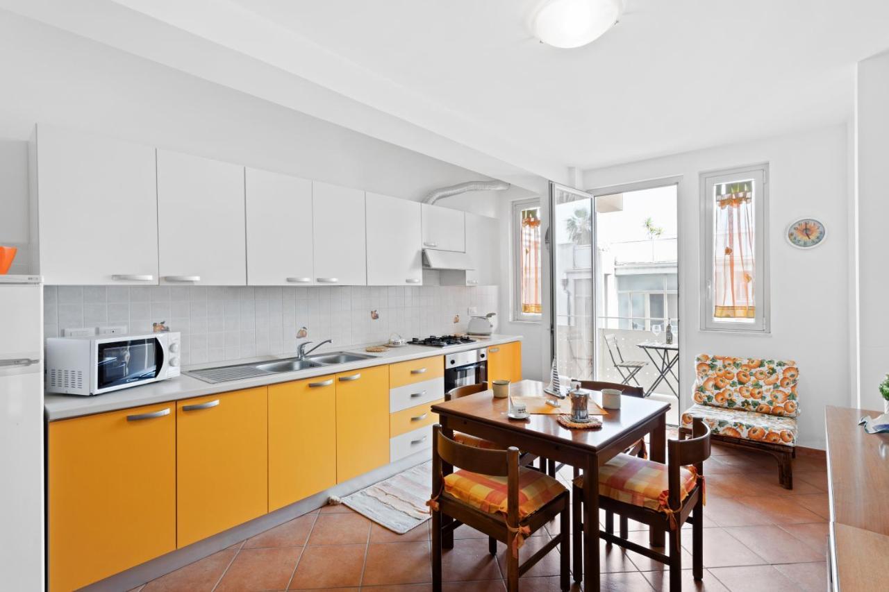 Aci Castello Seaview Apartment With Parking Экстерьер фото