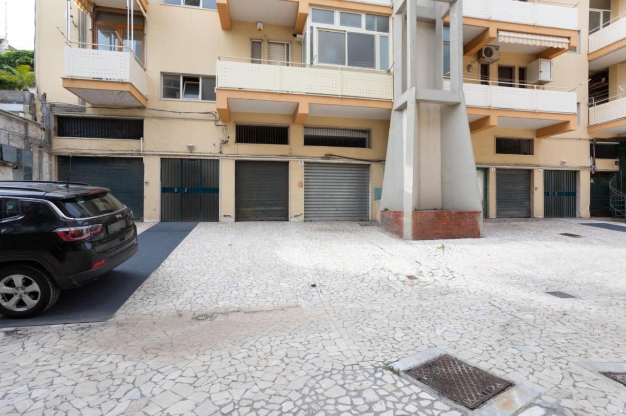 Aci Castello Seaview Apartment With Parking Экстерьер фото