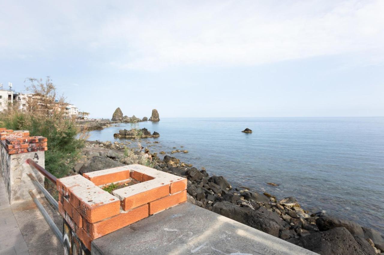Aci Castello Seaview Apartment With Parking Экстерьер фото